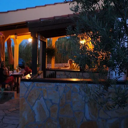 Pansion Jurko Pensión Pag Town